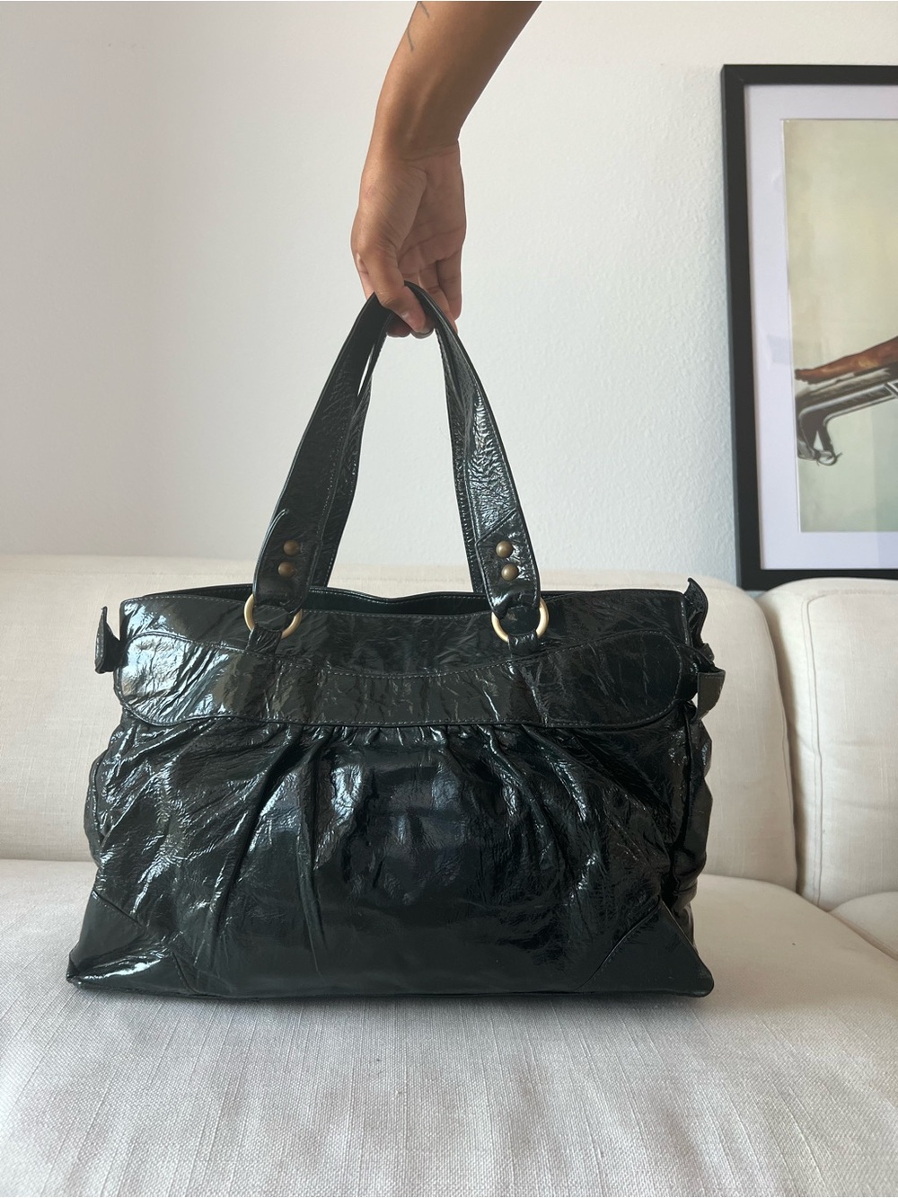 HEATHER HAWKINS
Oversized Patent Shoulder Bag — Deep Green
Women's Carryall